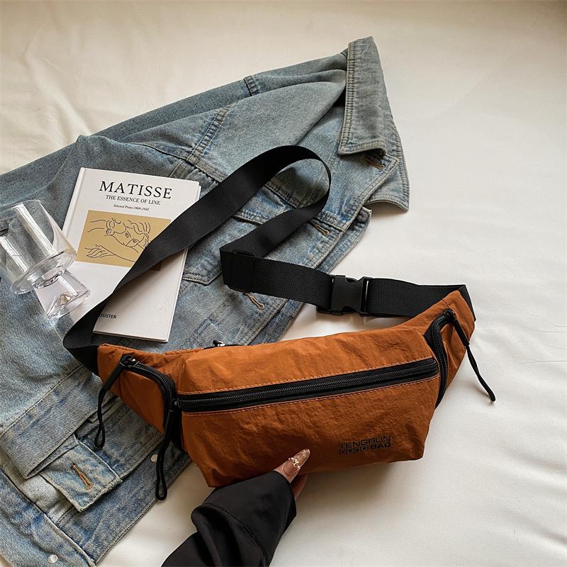 Сумка через плечо женская спортивного стиля, на плечо, нагрудная