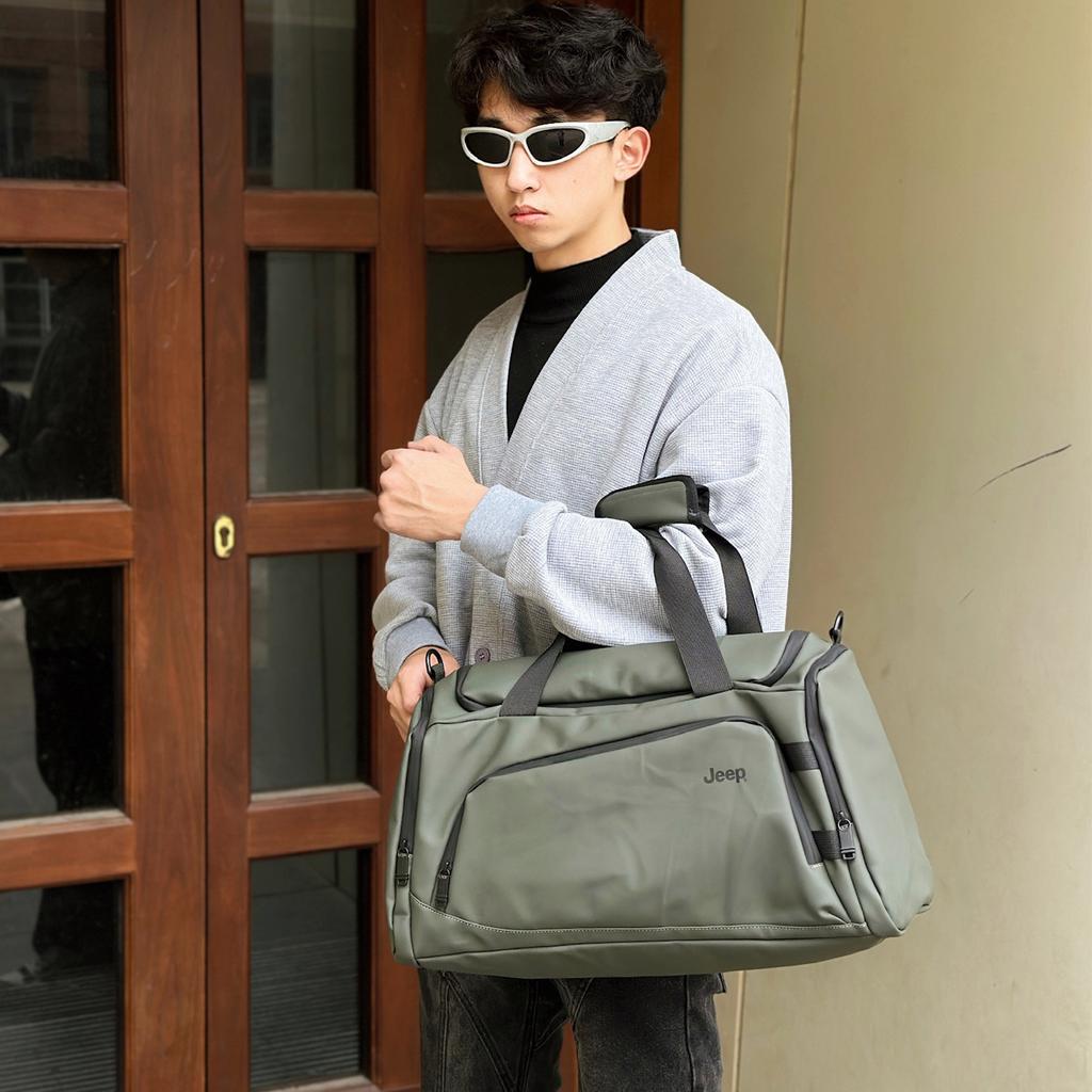 Jeep Stylish Convenient Large Capacity Travel Bag With Separate Shoe Compartment Unisex Travel Bag Black Gray Green PP51X04004
