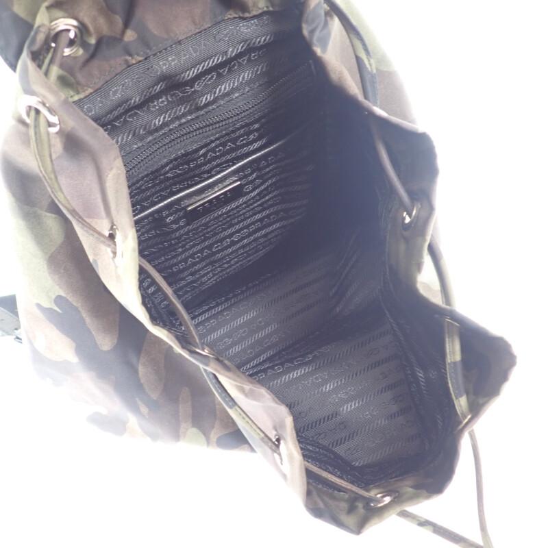 Prada BZ0032_ZSR_F0334 Рюкзак · Рюкзак Ткань Камуфляж/хаки Нейлон/кожа Женский