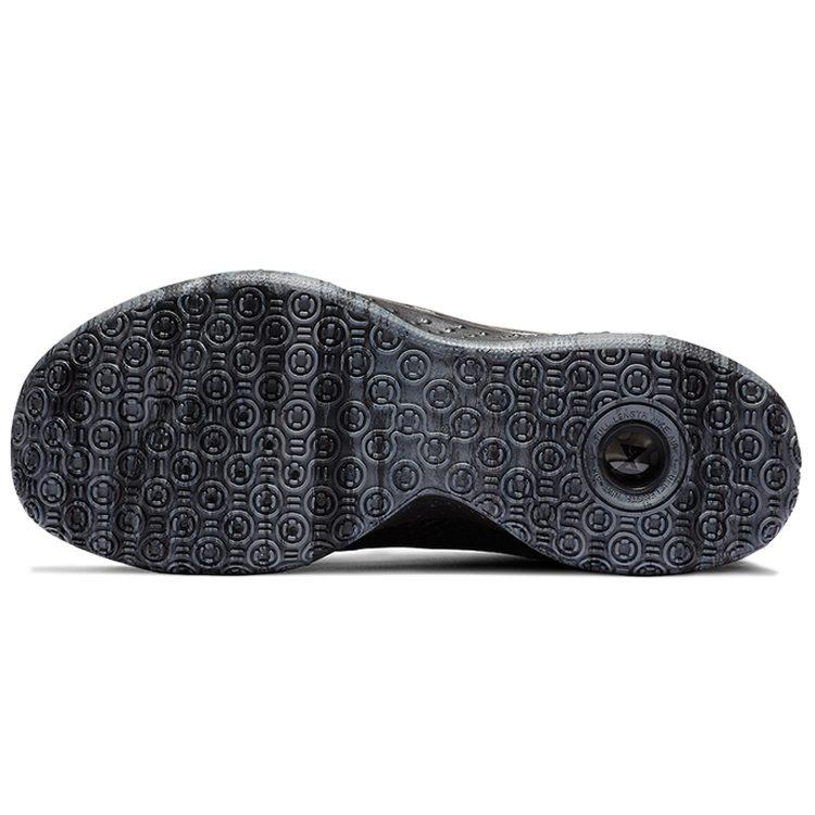 Nike Стр. 4 'Triple Black' CD5082-005