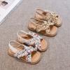 Летние Новые Детские Пляжные Сандалии 2025 года для Девочек Нескользящая Подошва Открытый Носок для Малышей с Цветочными Ремешками Стиль Принцессы Бохо
