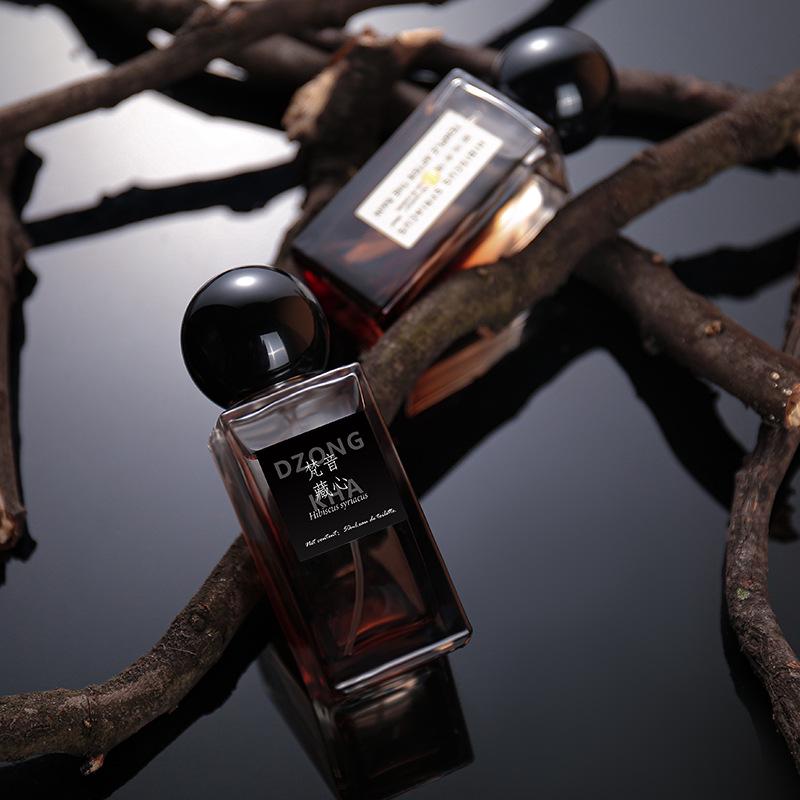 Hibiscus After Rain: Unisex Perfume with Long-Lasting Woody Notes
