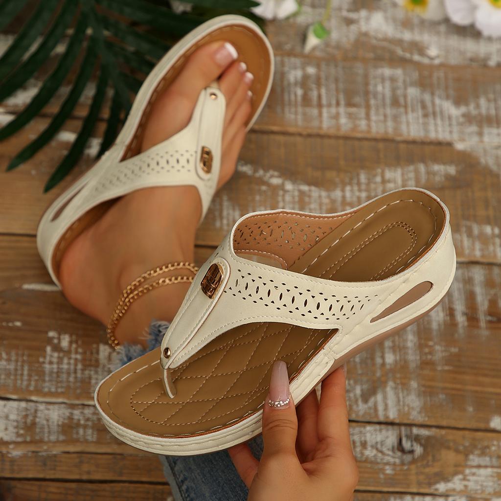 Fashion Solid Color Women Slippers Summer New Wedge Sandals Round Head Thick Bottom Slippers Hollow Outer Wear Women Shoes Slides Women