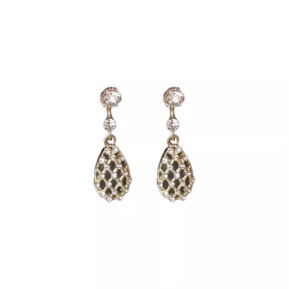 Изящные серьги-капли из блестящего металла с бриллиантами, стильный индивидуальный стиль, роскошные серьги высшего класса, модные модные серьги.