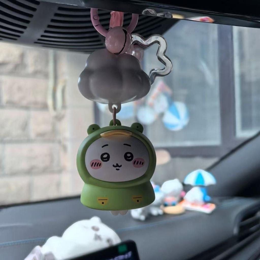 Chiikawa Raincoat Series Light Up Keychain – Cute Usagi Hachiware ABS PVC Cartoon Pendant Summer Theme Cloud Ornament Gift