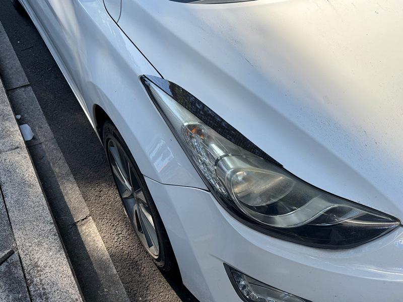 Накладки на фары из углеродного волокна для Hyundai Elantra 2012-2016