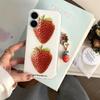 Стильный простой чехол для телефона с клубникой на белом фоне для iPhone 17, 16 Pro Max, 15, 14 с девичьим дизайном в виде сердца