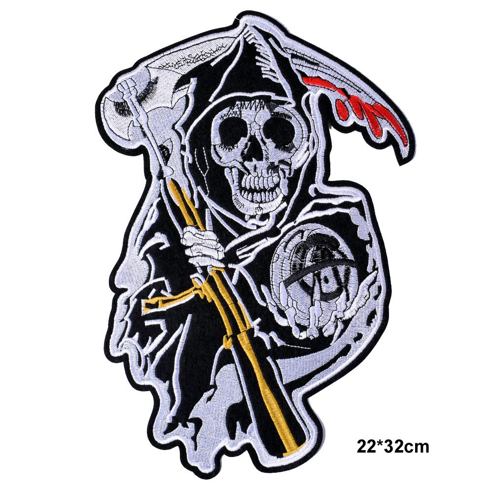 Пистолеты Череп Железная нашивка Группа Панк Pacth Железо на вышитые нашивки Одежда Наклейки DIY Джинсовая куртка Аппликация Значок Украшение