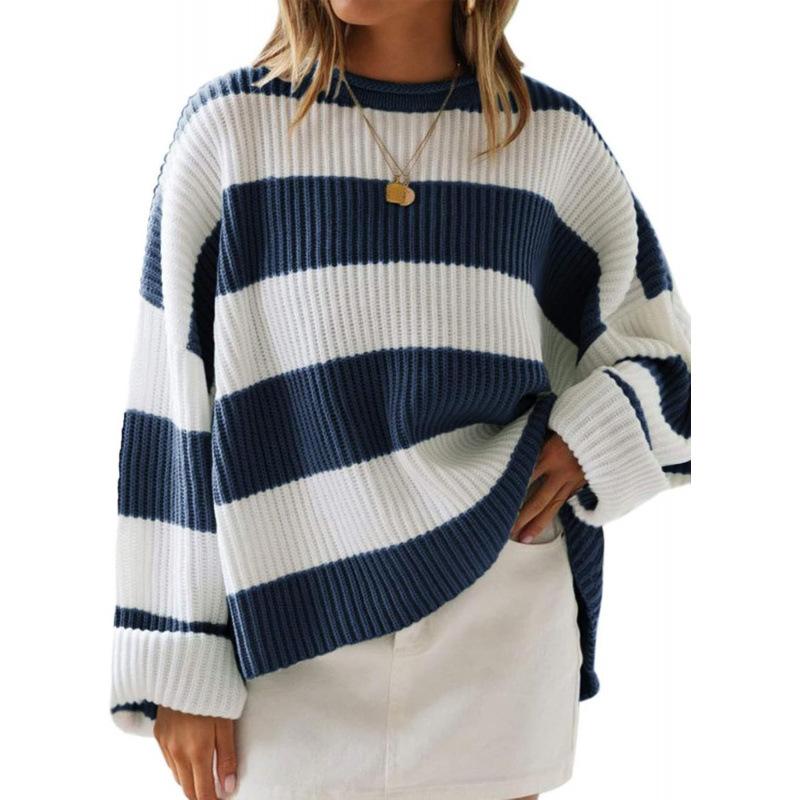 Женский свободный джемпер с длинным рукавом и круглым вырезом в сине-белую полоску
