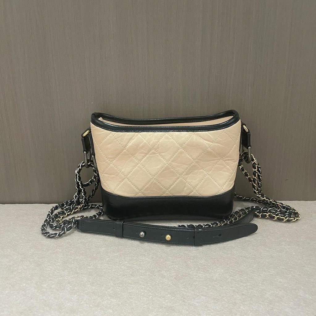 [Pre-Owned] Gabrielle Color Block Quilted Chain Leather Tote Shoulder Crossbody Bag Large - Very Good #1NWDH23