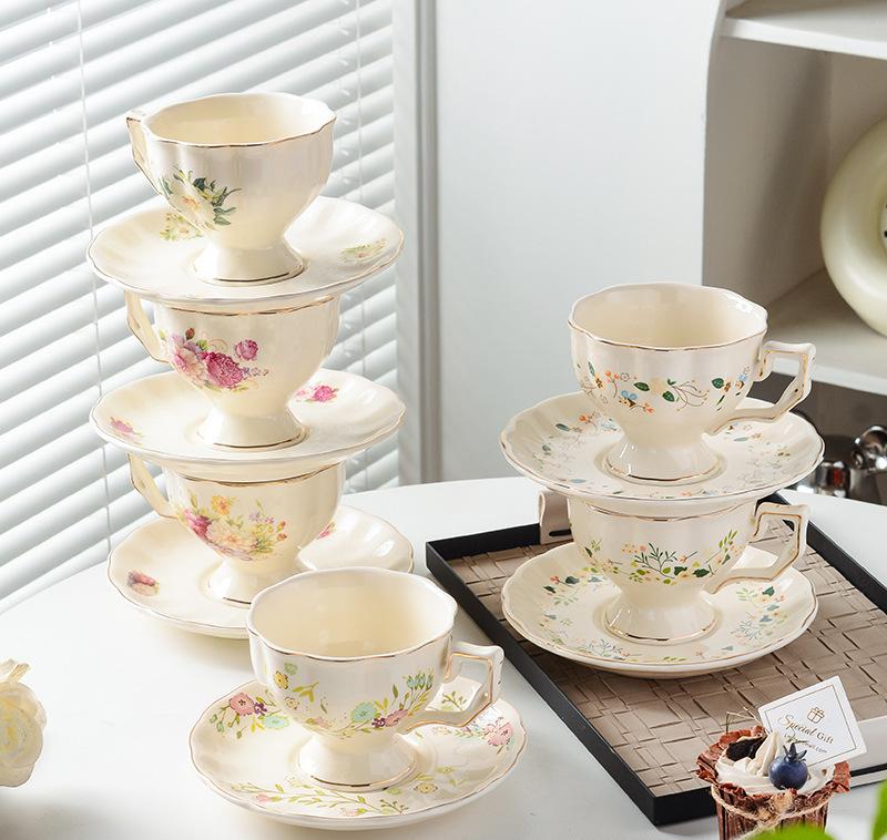 Винтажная Пномпеньская французская керамическая чашка для послеобеденного чая и кофе с цветком