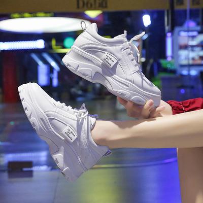 Женская обувь – Кроссовки