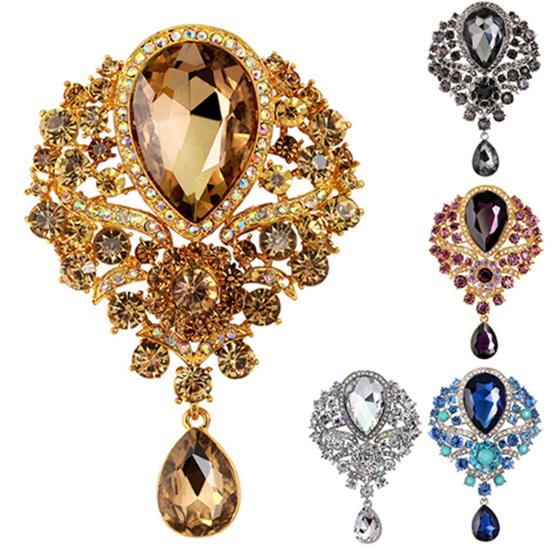 Brooch Portable Flower Pattern Brooch for Meeting