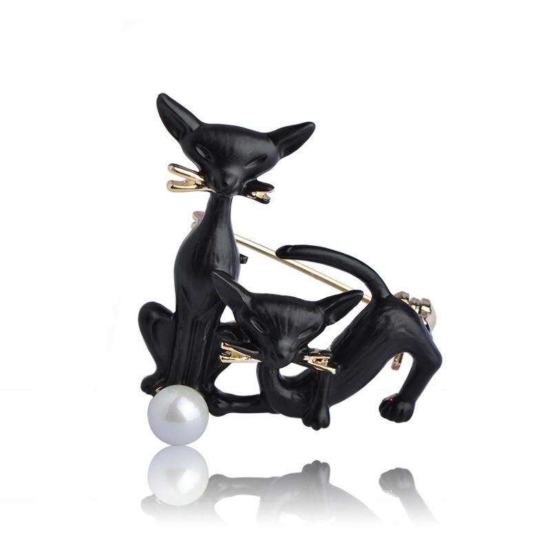 Cute Double Cat Simulated Pearl Brooches For Women Man Kids Enamel Esmalte Broches Scarf Hijab Spille Clips Coat Sweater Pins