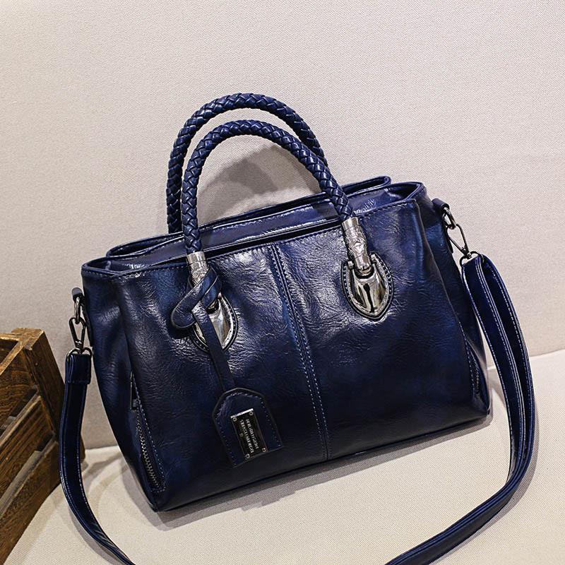 Кожаное масло Европейский вощеный винтажный женский handbag Большая вместимость Много отделений Новая мода Сумка на плечо и через плечо