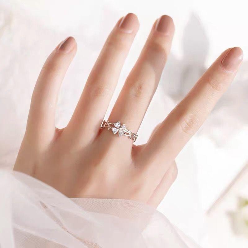 Korean-Style Silver Plated Four-Leaf Clover Best Friend Ring - Minimalist & Trendy Women's Luxury Fashion Design.