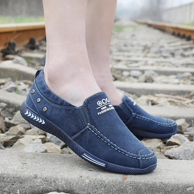 Men Casual Flats Shoes Denim Canvas Slip On Mens Casual Shoes Plimsolls Breathable Male Footwear Spring Autumn Sneakers Flat