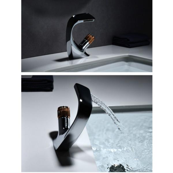 Роскошный смеситель для раковины, современный латунный смеситель для водопада, смеситель для ванной комнаты, установка на палубе, кран для раковины, кран для горячей и холодной воды