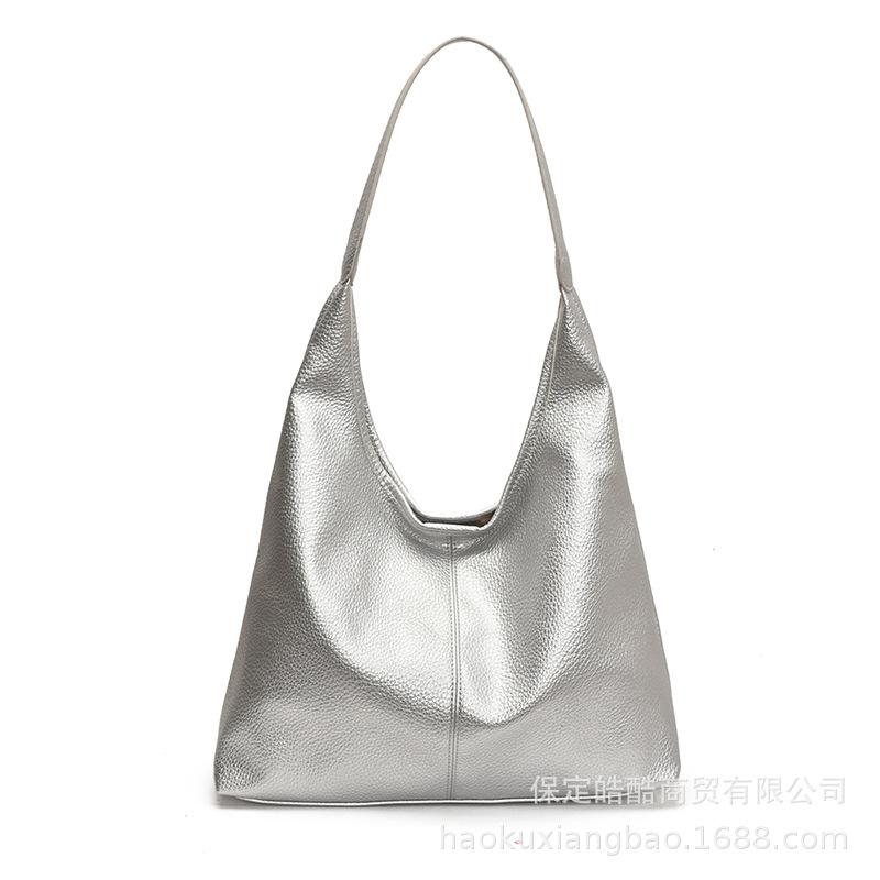 Сумка большой вместимости женская лето 2025 новая универсальная простая на плечо подмышку повседневная рабочая сумка-тоут для поездок