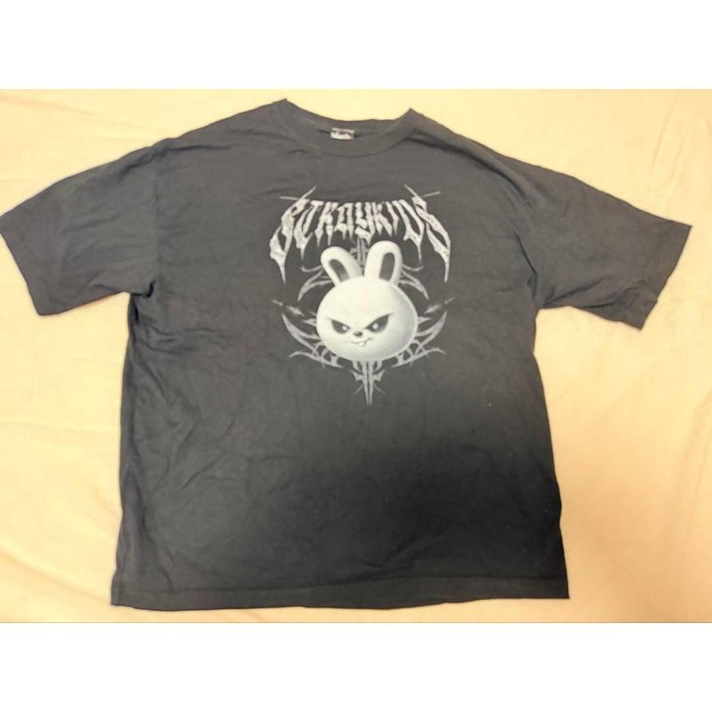 Used SKZOO Dark T-shirt Leebit