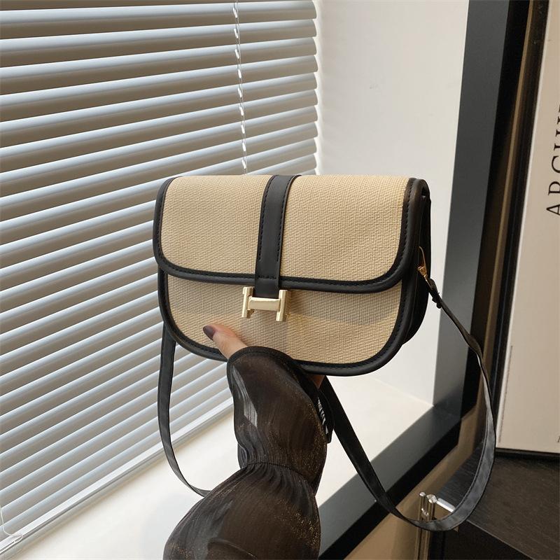 High-value Crossbody Bag Three-dimensional Casual and Fashionable Casual New Style Fashion Color Block Saddle Bag