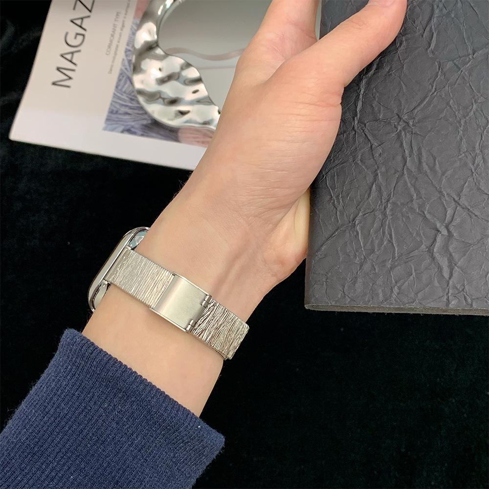 Ремешок для iWatch S10: Женский премиальный металлический ремешок для Apple Watch Series 9, 8, 7, 6, SE, 5