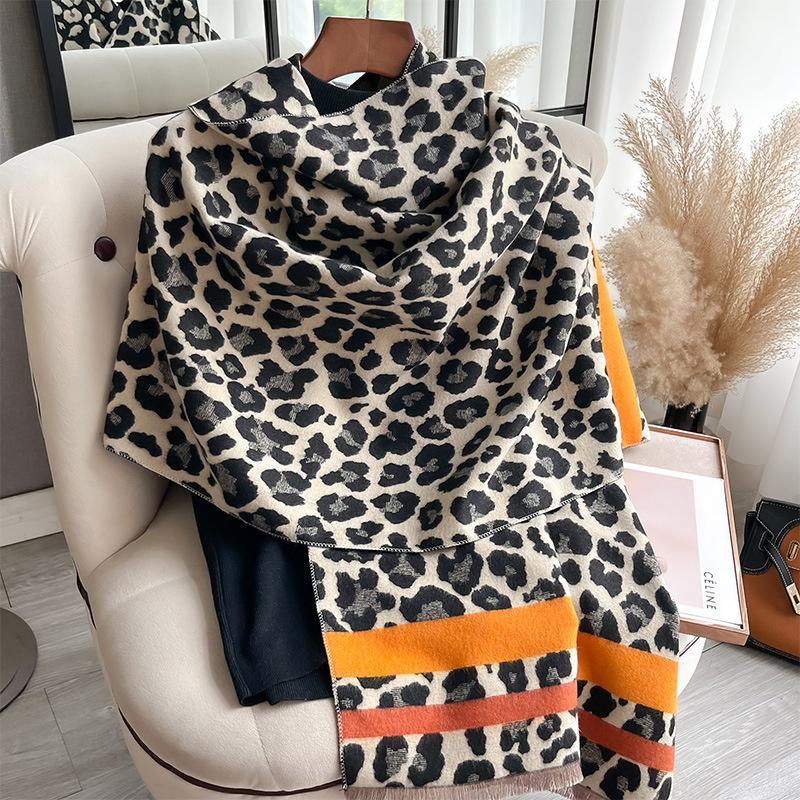 Luxury Leopard Winter Cashmere Scarf Women Design Warm Pashmina Shawl Wraps Bandana Female Thick Blanket Soft Bufanda Foulard