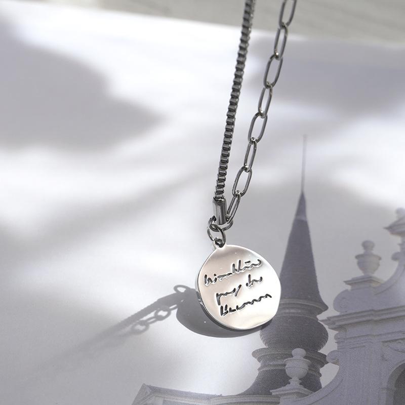 Дизайнерское ожерелье с подвеской в ​​форме круглой пластины, женская цепочка на ключицы, простой холодный стиль, крутые ювелирные аксессуары для женщин