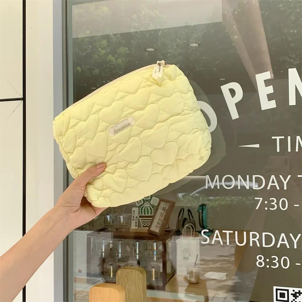 Multifunctional New Cosmetic Bag Large Capacity Love Storage Bags Cute Simple Portable Wash Organizer Shopping Clutch Bag