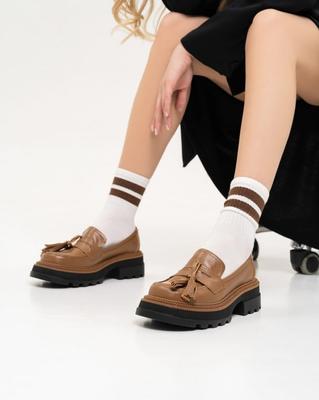 Коричневые кожаные лоферы с кисточками ISSA Plus