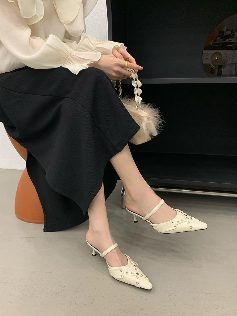 Мода остроносые женские шлепанцы тапочки заклепочный дизайн наружные мюли туфли тонкие высокие каблуки черные белые коричневые повседневные туфли женские 39