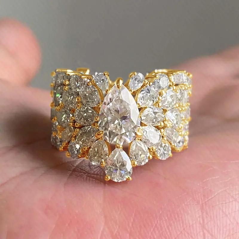 Huitan Women Rings Wedding Party Engagement Luxury Accessories Inlaid Pear Shining Cubic Zirconia Fashion Elegant Jewlery Gift