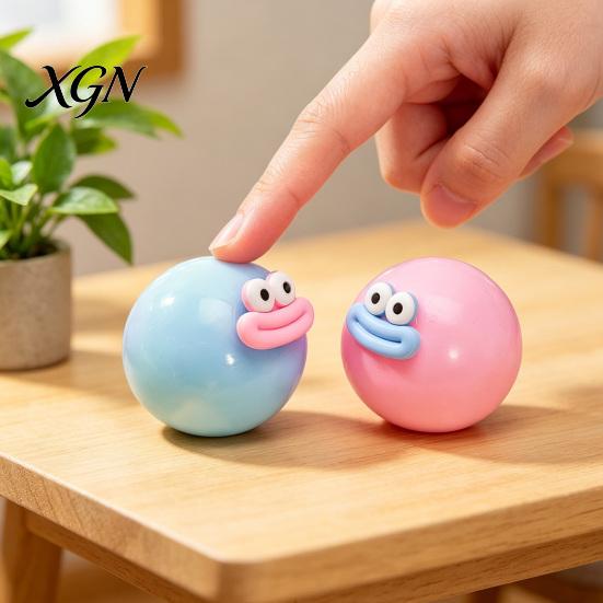 Portable Stress Reliever Cartoon Sausage Mouth Ball Toy Relief Big Eyes Squeeze Anxiety Fidget Slow Rising Home Office Worker Desk TPR