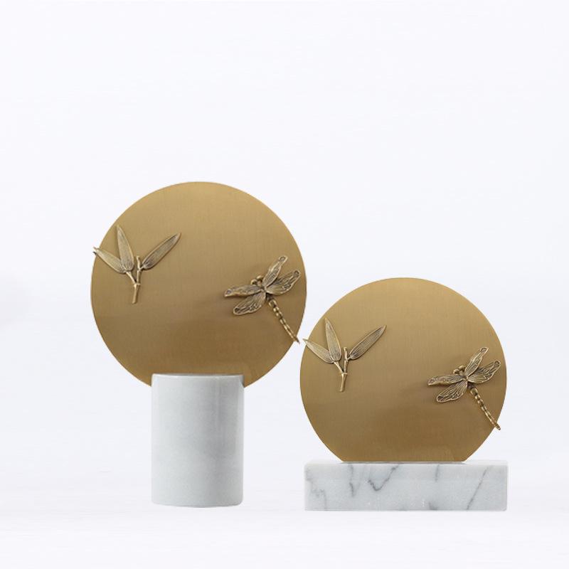 Metal Handicraft Geometric Circle Golden Screen Butterfly Dragonfly Artificial Insect Decorative Figurines Home Decoration