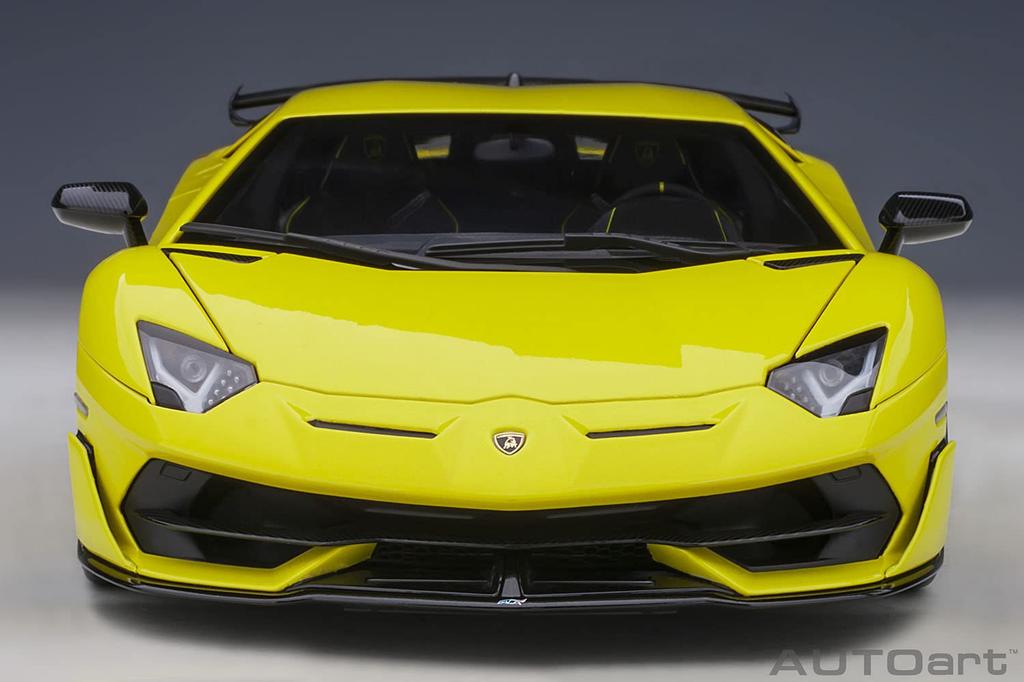 AUTOart Lamborghini Aventador SVJ Pearl Yellow Готовый продукт 1/18