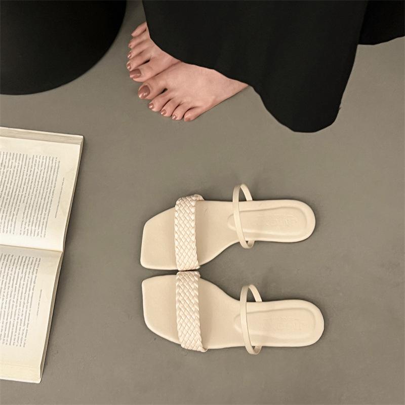 Летние новые европейские и американские универсальные шлепанцы женские на плоской подошве с пряжкой, модные, для зрелых женщин, больших размеров, для внешней торговли, шлепанцы на плоской подошве