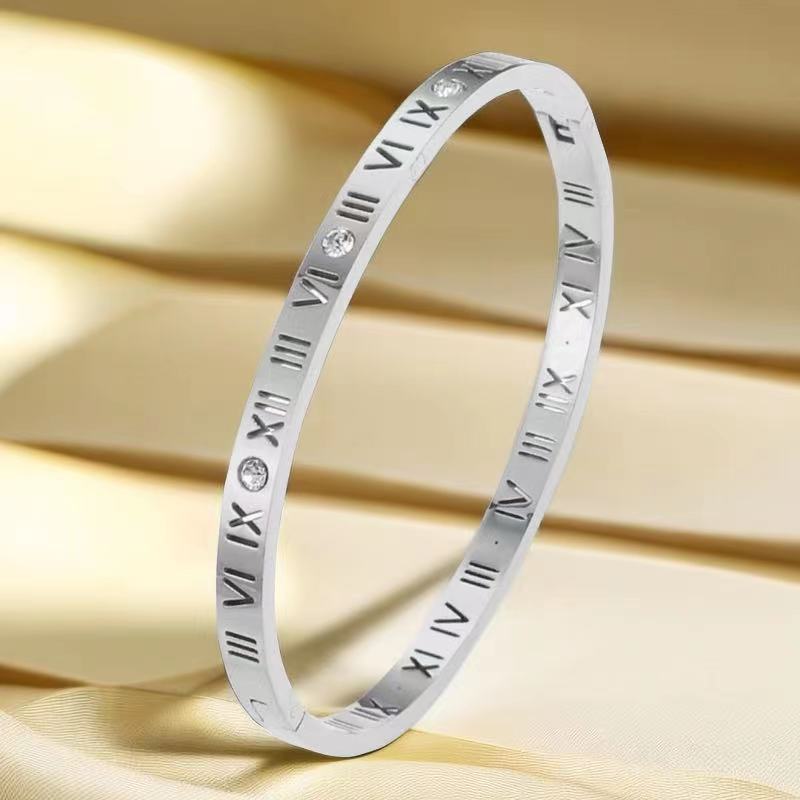 Titanium Steel Bracelet Girls Jewelry High-end Niche I Roman Numerals