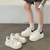 Маленькие белые туфли на толстой подошве с увеличением роста, женские осенние новые кожаные удобные туфли-маффины на толстой подошве с мелким вырезом, повседневные спортивные кеды