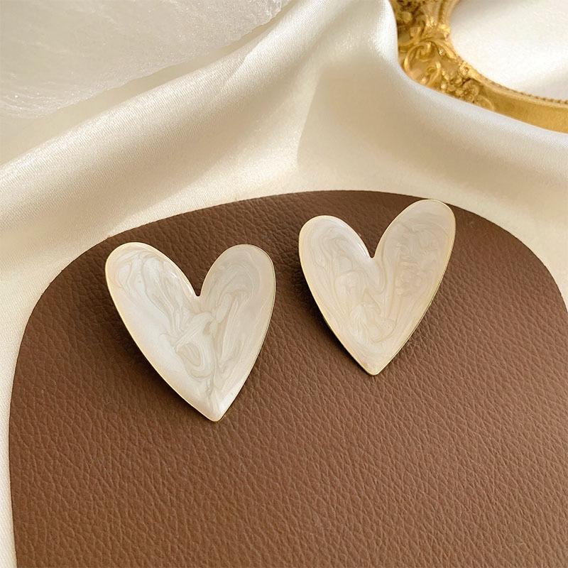 Women Girls Korean Style Camellia Baroque Pearl Earrings Fashion Vintage Jewelry Bow Heart Shape Elegant Lady Ear Rings Ear Clip