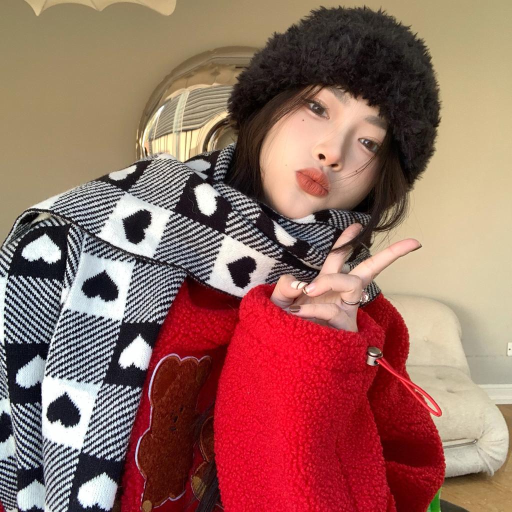 Стильная и мягкая белая зимняя шапка для женщин, плюшевая утепленная вязаная шапочка для холодной погоды