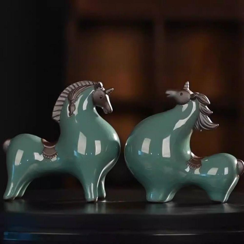 Modern Horse Statue Cute Miniatures Figurine Micro Landscape Animal Sculpture Christmas