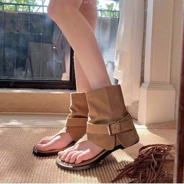 Винтажные сандалии, новые универсальные, сандалии-шлепанцы с ремешком и пряжкой, черные узкие брюки, сапоги-трубы, женские римские сандалии