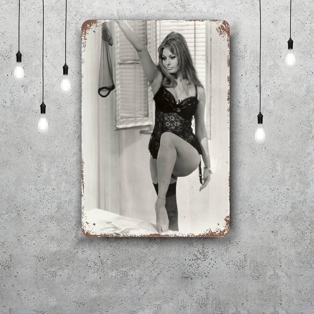 sophia loren Vintage Metal Tin Signs Posters Decor Retro Metal Plaque Wall Art Decor for Garage Bar