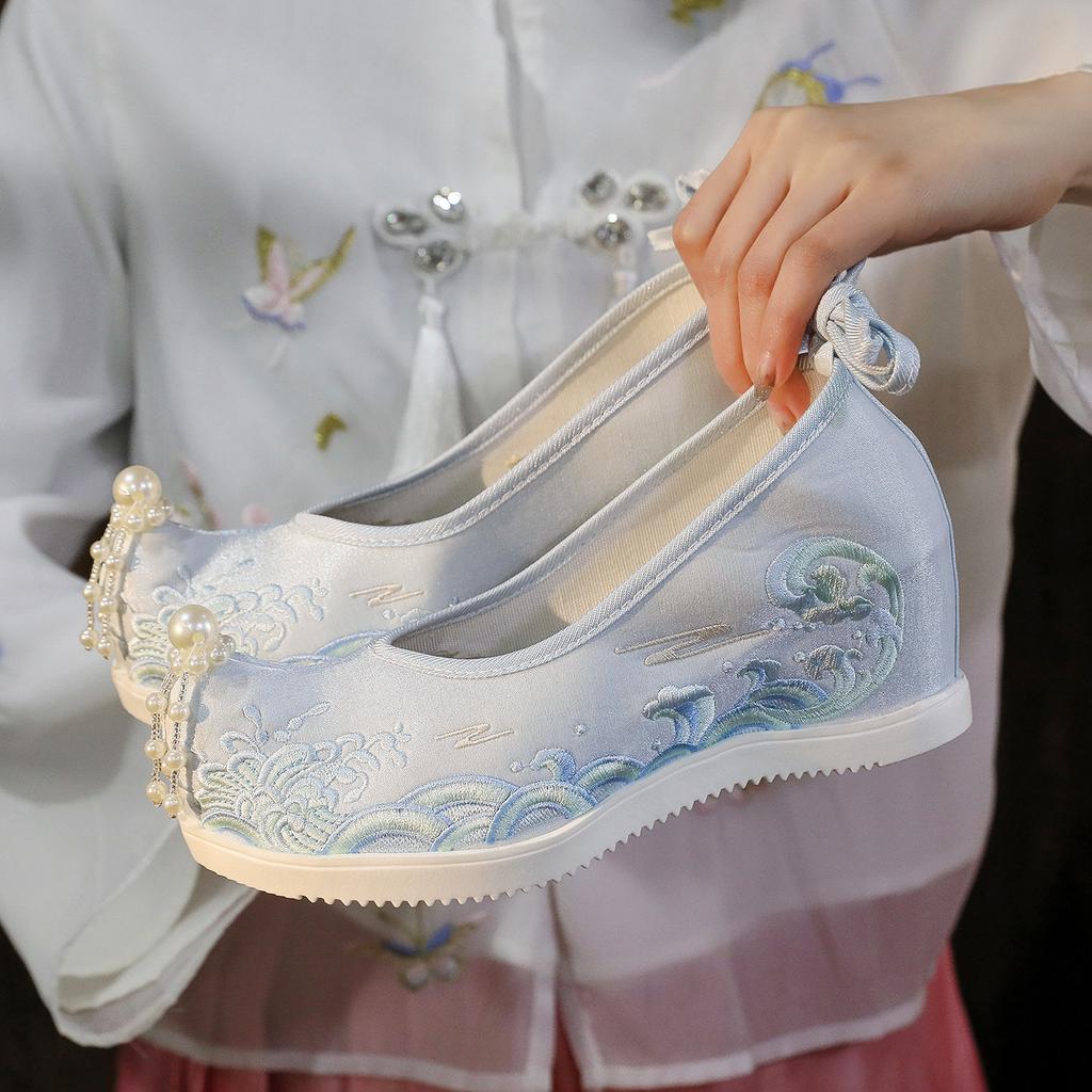Embroidered Shoes Hanfu Shoes Han Element Ancient Cloth Shoes The Inner Height of The Shoes Increases By 6cm