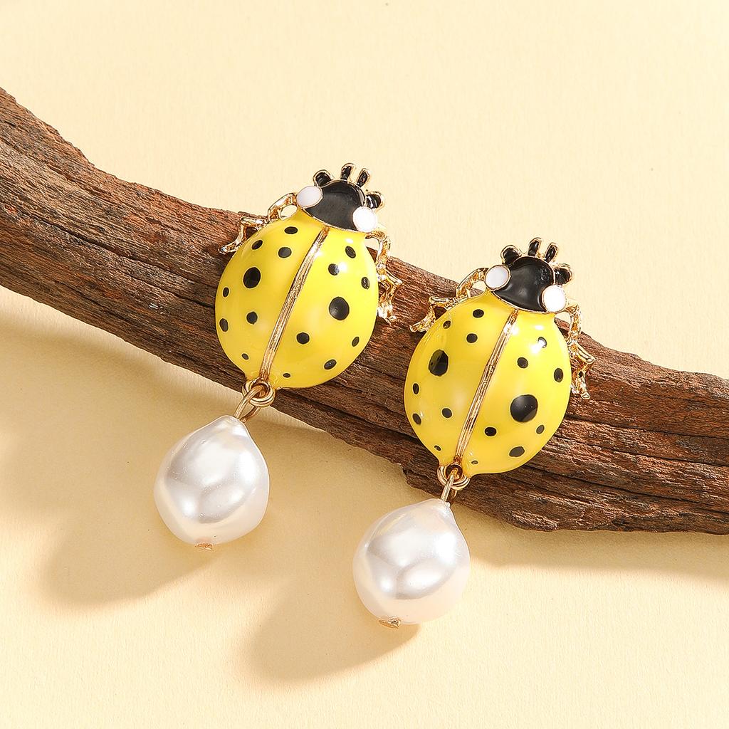 Божья коровка Сплав цинка Яркий Имитация жемчуга Летний отпуск Женские серьги