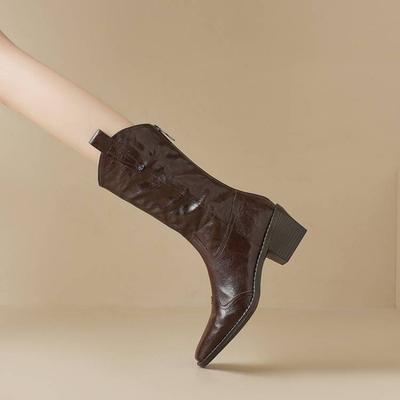 Корейская версия новых женских кожаных ботинок большого размера, модные ботильоны на среднем каблуке с заостренным носком, резиновой подошвой и задней молнией, осенне-зимние ботинки средней высоты