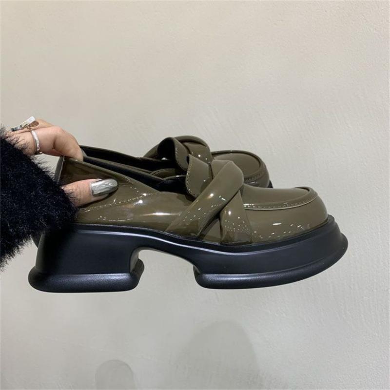 Модная зеленая роскошная кожаная повседневная черная женская летняя обувь туфли на платформе для женщины 2024 лоферы на распродаже трендовое предложение высокое качество