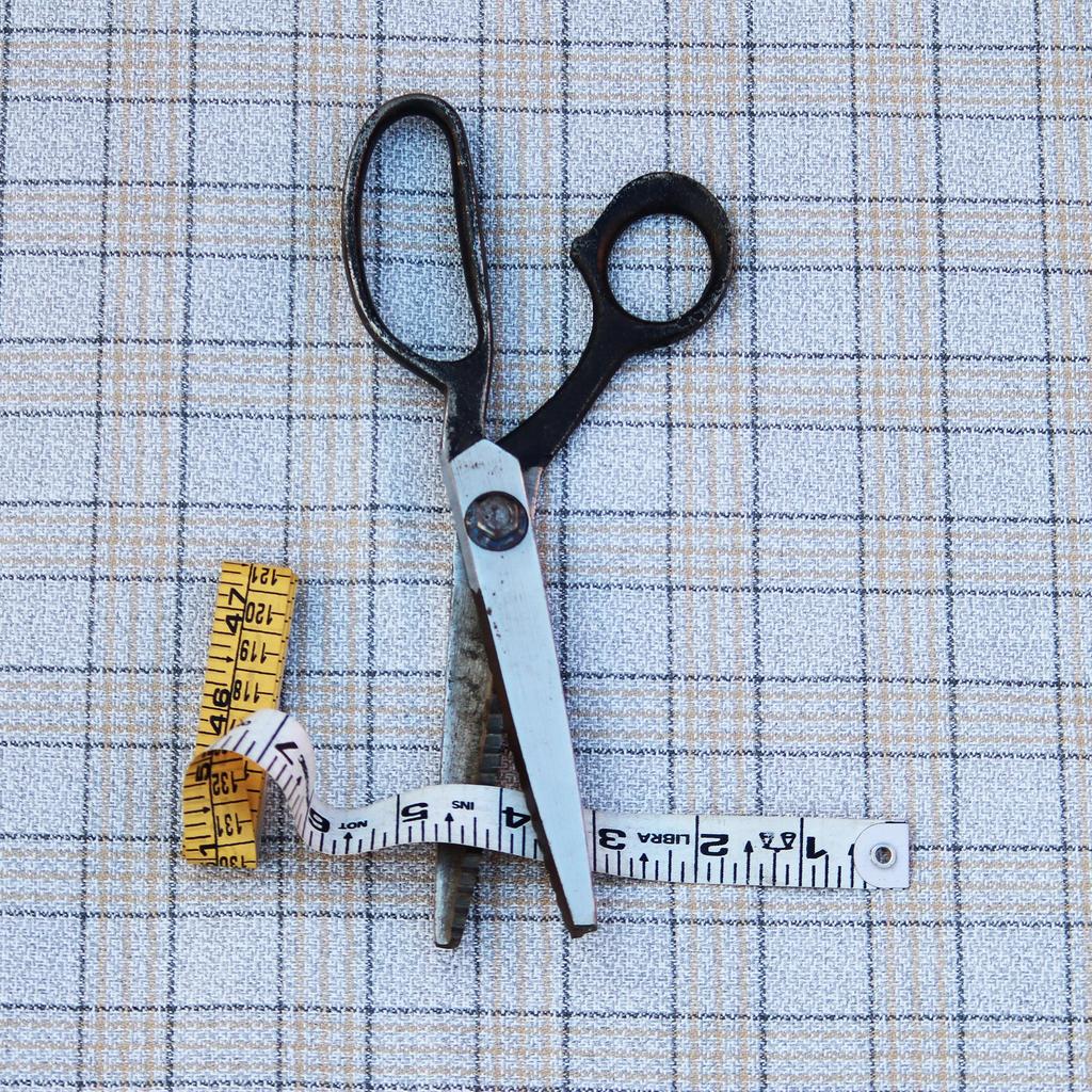 Bigreams Unstitched Yarn-Dyed Checkered Thick Tweed Blazer Fabric For Men's 3 Piece Suit Fabric