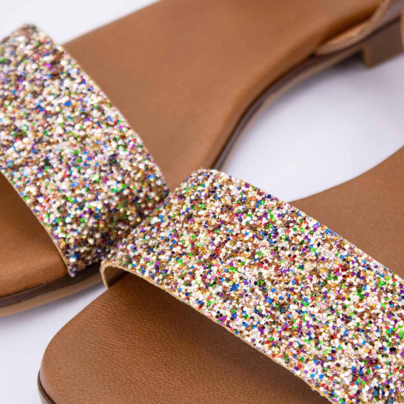 Женские сандалии на плоской подошве с блестящим ремешком BIOSTOCK