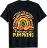 I Teach the Cutest Kindergarten Pumpkins Halloween Teacher Gift Unisex T-Shirt